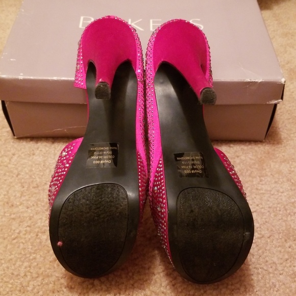 BAKERS Pink Rhinestone Showstopper Platform - Sz 8 - Picture 7 of 8